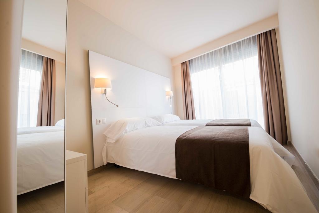 Apartaments Peronel.La Lleida Exteriér fotografie